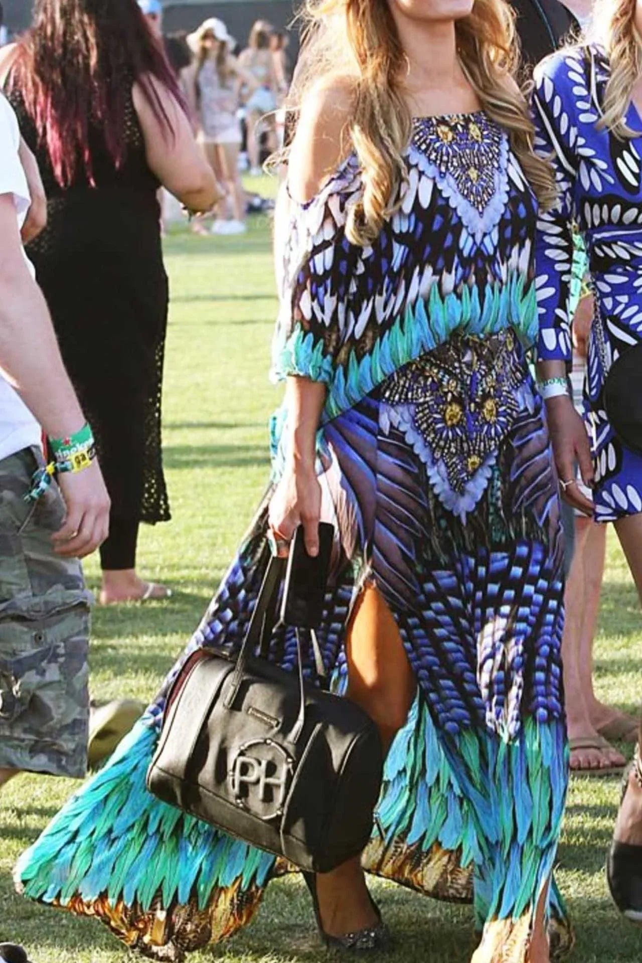 Coachella Wearing Blue Embellished Spagehtti Halter Top
